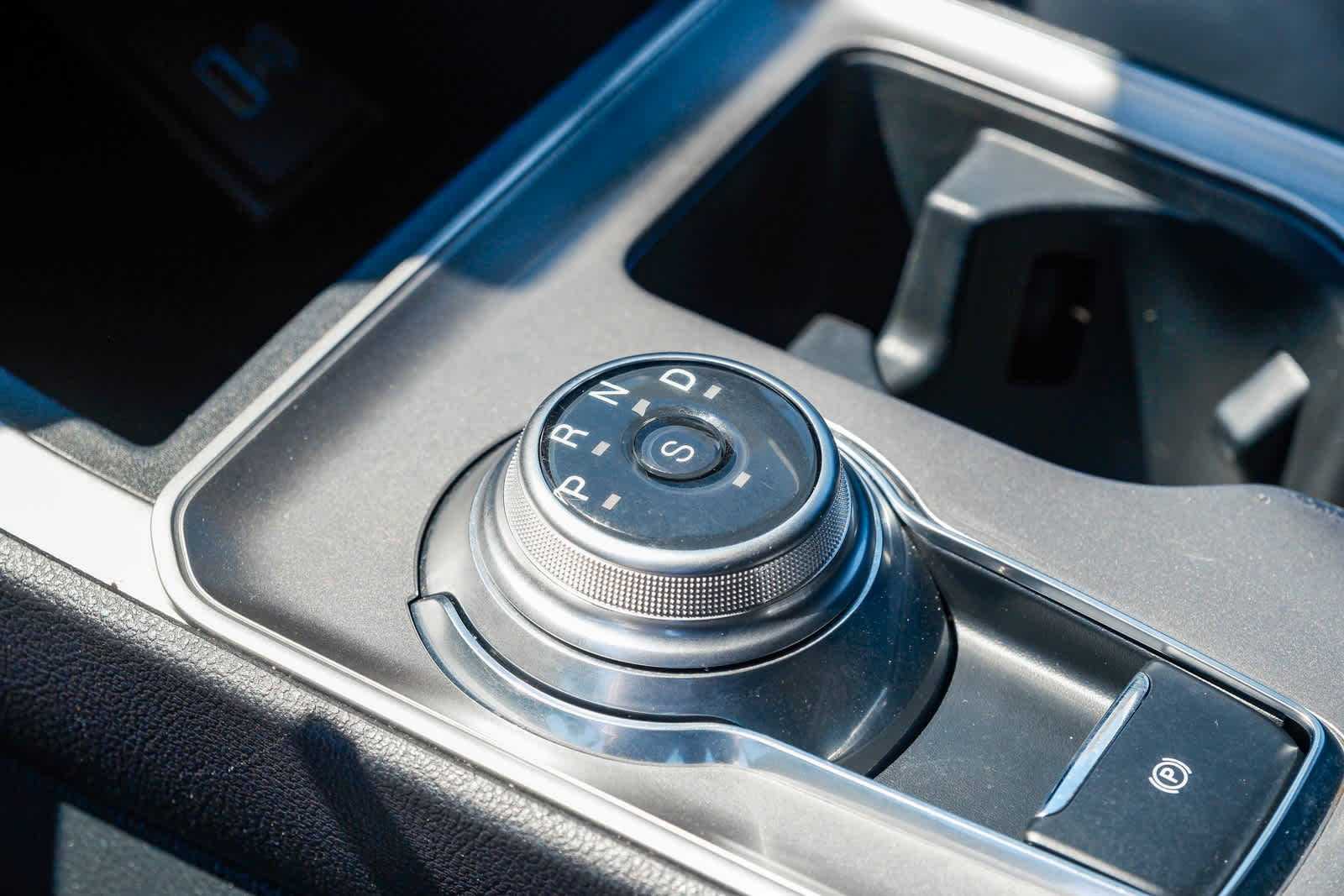 Thumbnail: 2024 Ford Edge - 21