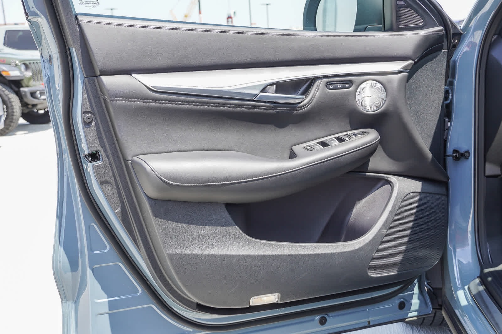 Thumbnail: 2024 INFINITI QX55 - 21
