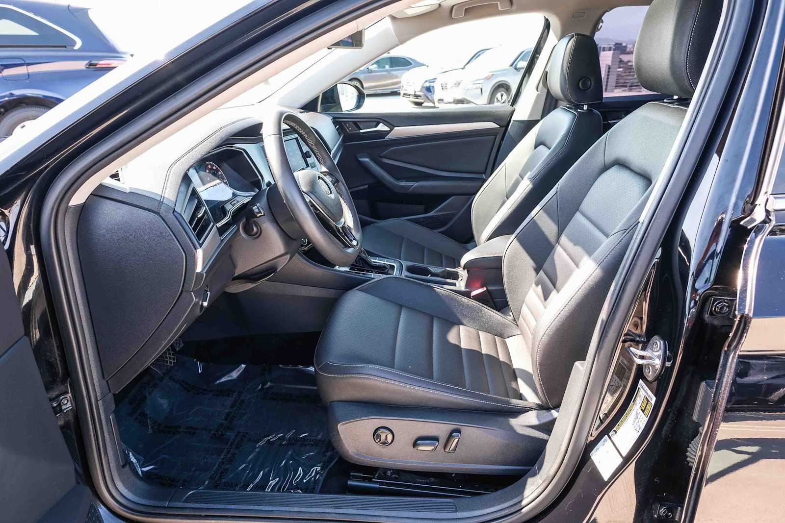 Thumbnail: 2021 Volkswagen Jetta - 20