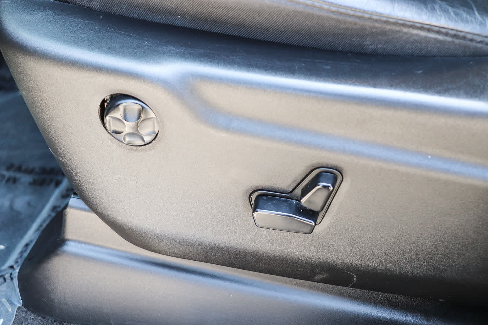 Thumbnail: 2018 Dodge Durango - 23