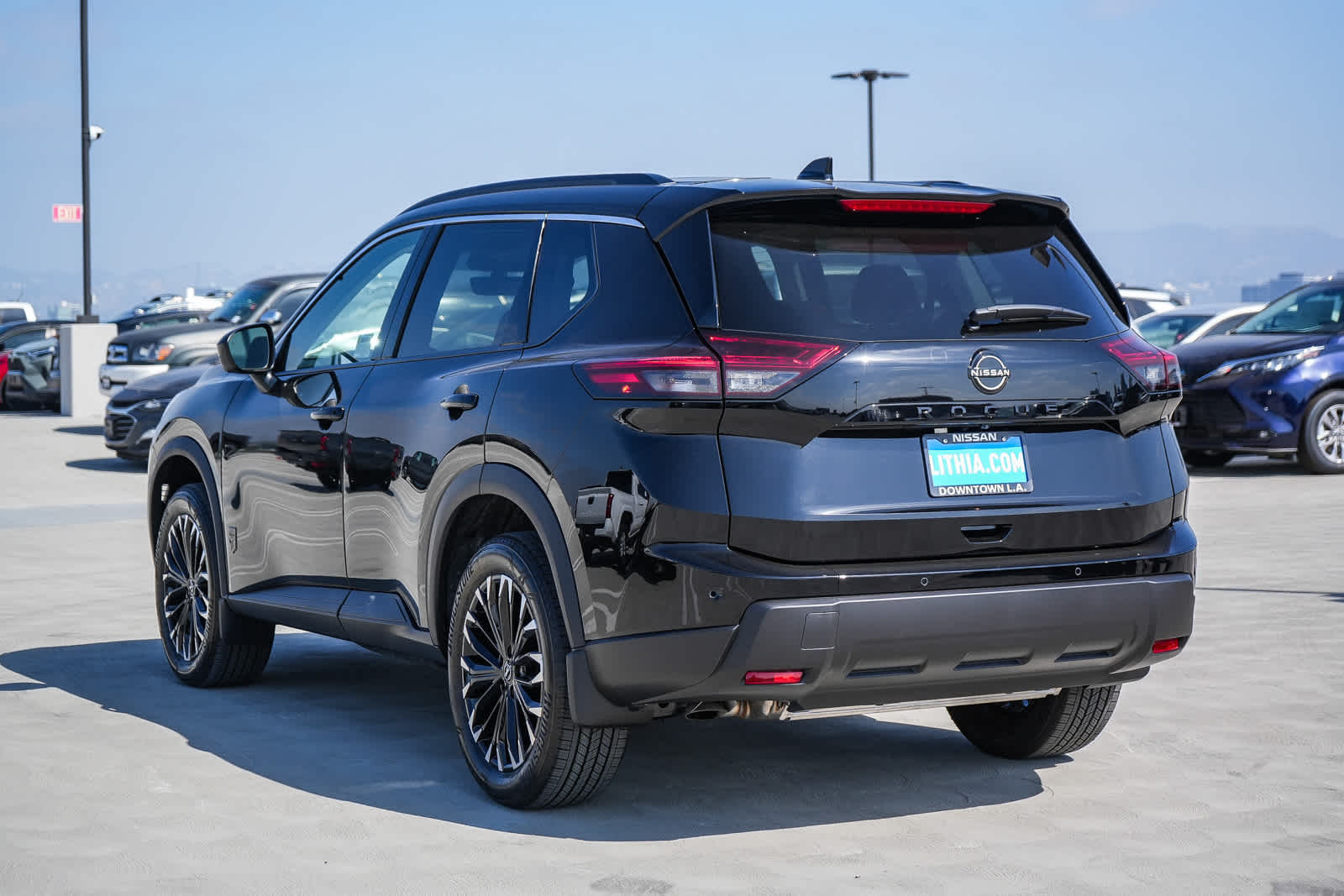 Thumbnail: 2026 Nissan Rogue - 8