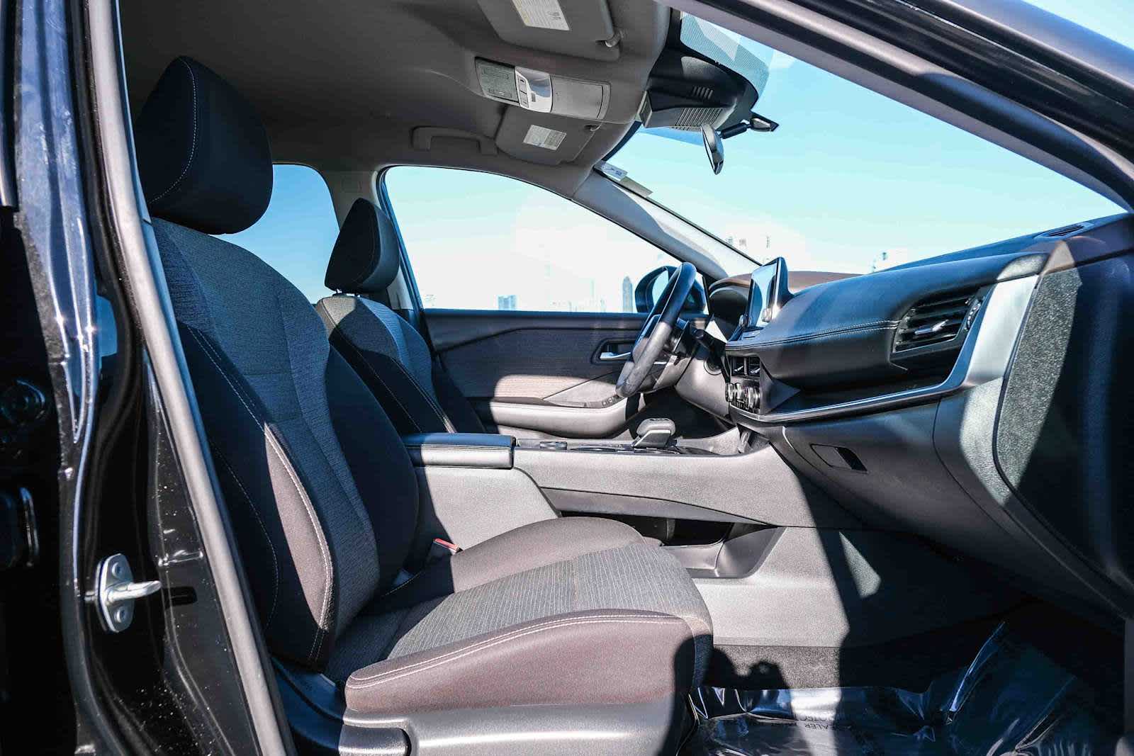 Thumbnail: 2023 Nissan Rogue - 14