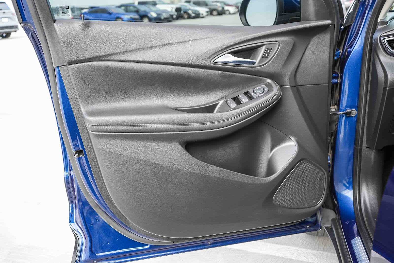 Thumbnail: 2023 Buick Encore GX - 21