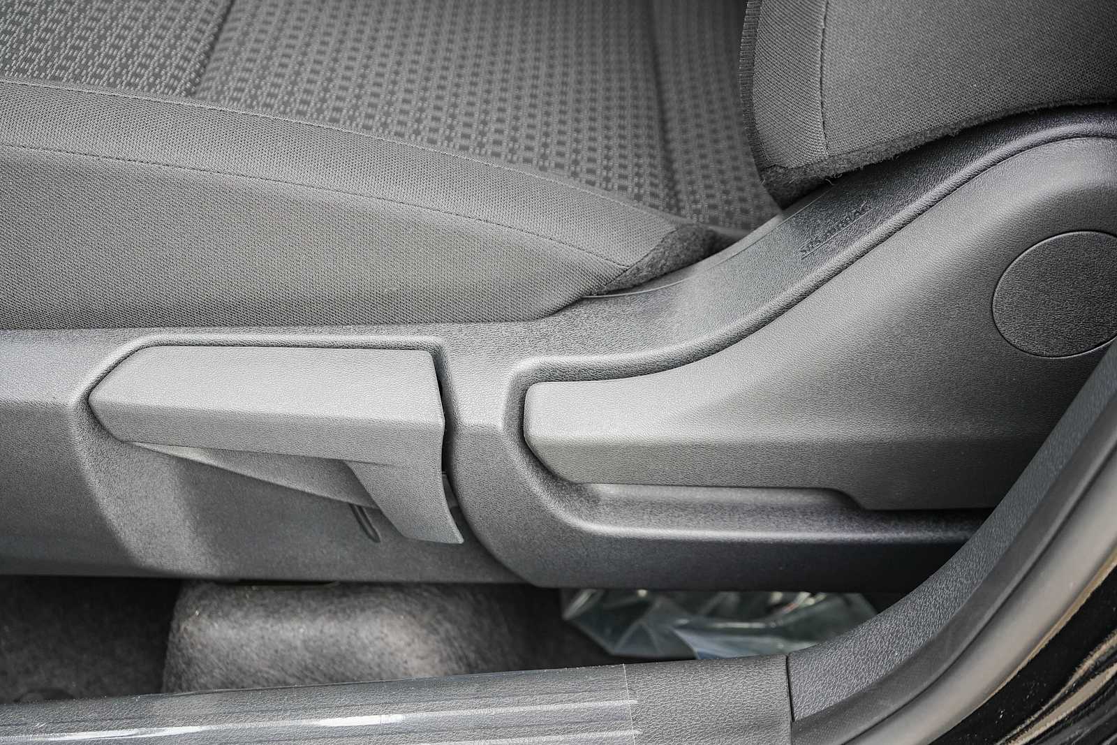 Thumbnail: 2026 Nissan Kicks - 21