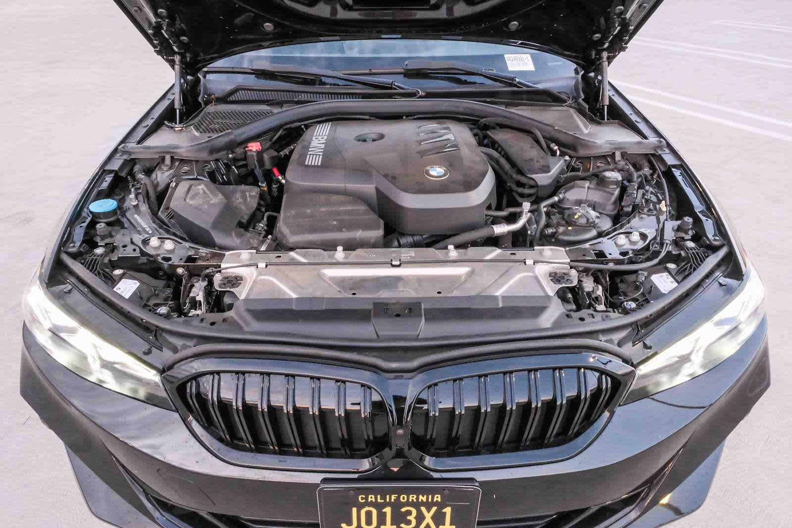 Thumbnail: 2025 BMW 3 Series - 25