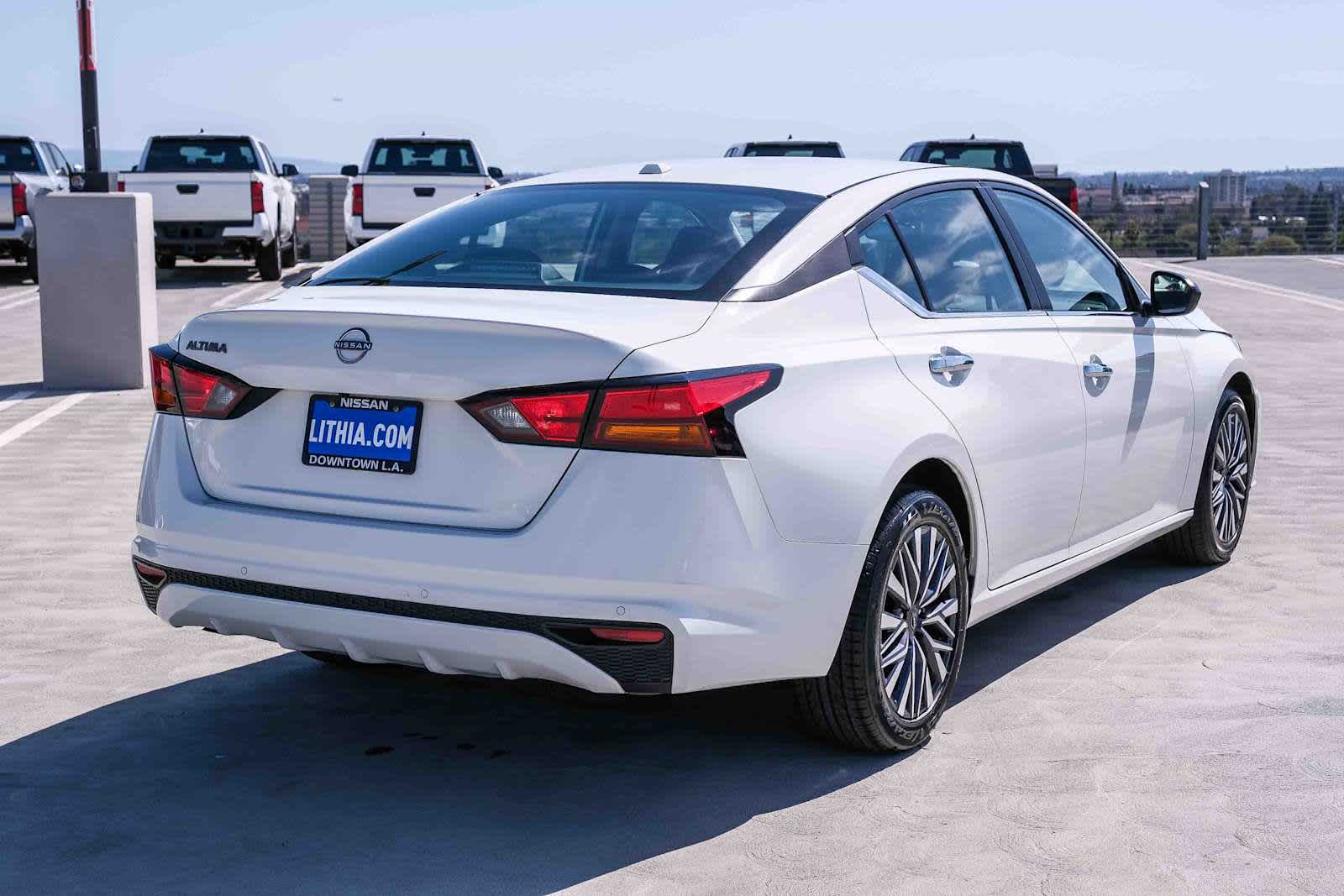 Thumbnail: 2025 Nissan Altima - 4