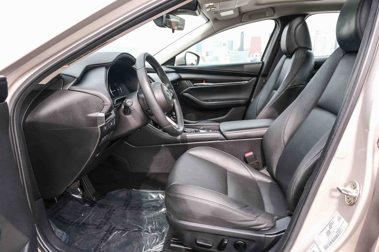 Thumbnail: 2022 Mazda Mazda3 - 19