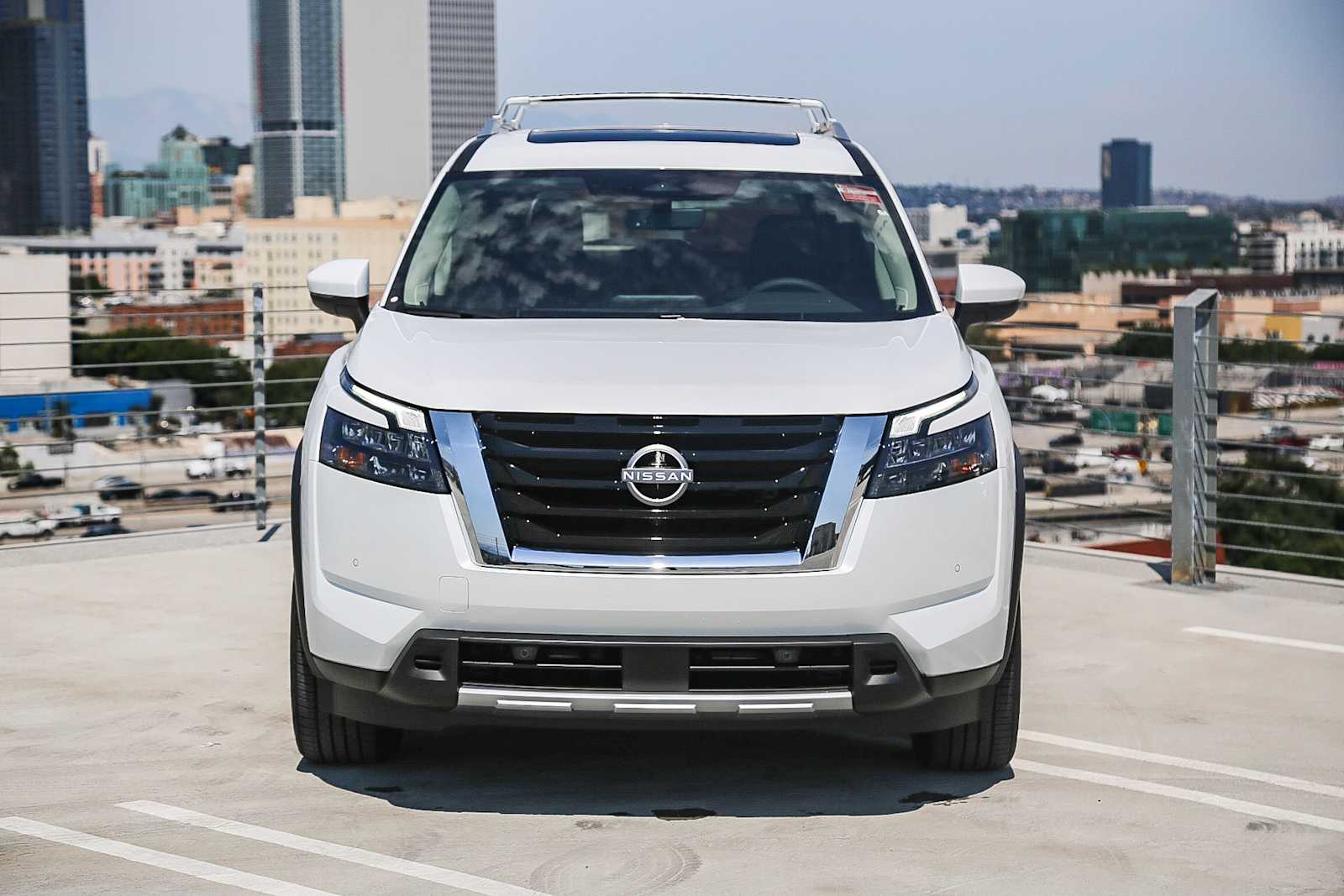 Thumbnail: 2025 Nissan Pathfinder - 2