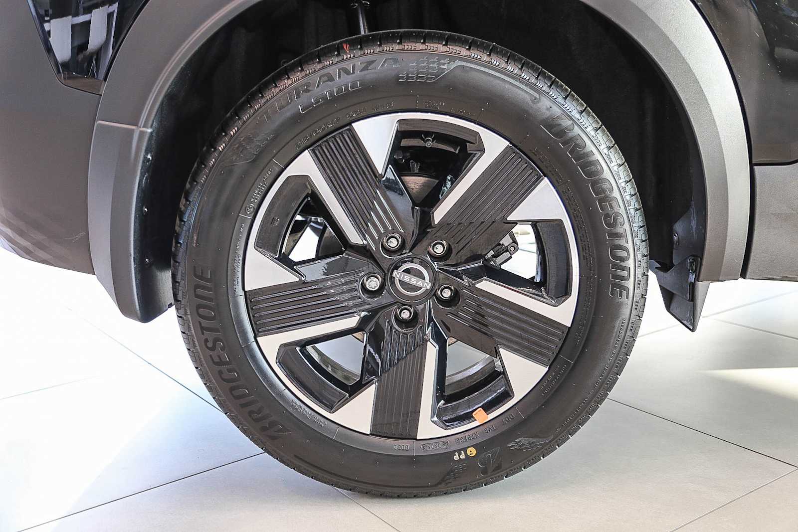 Thumbnail: 2025 Nissan Kicks - 8