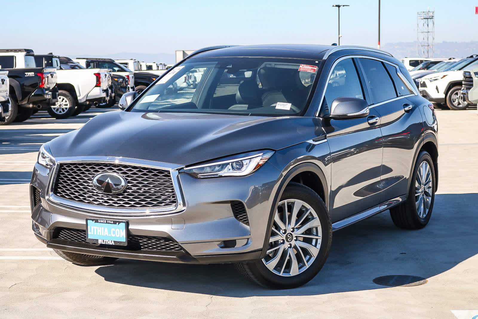 Thumbnail: 2025 INFINITI QX50 - 1