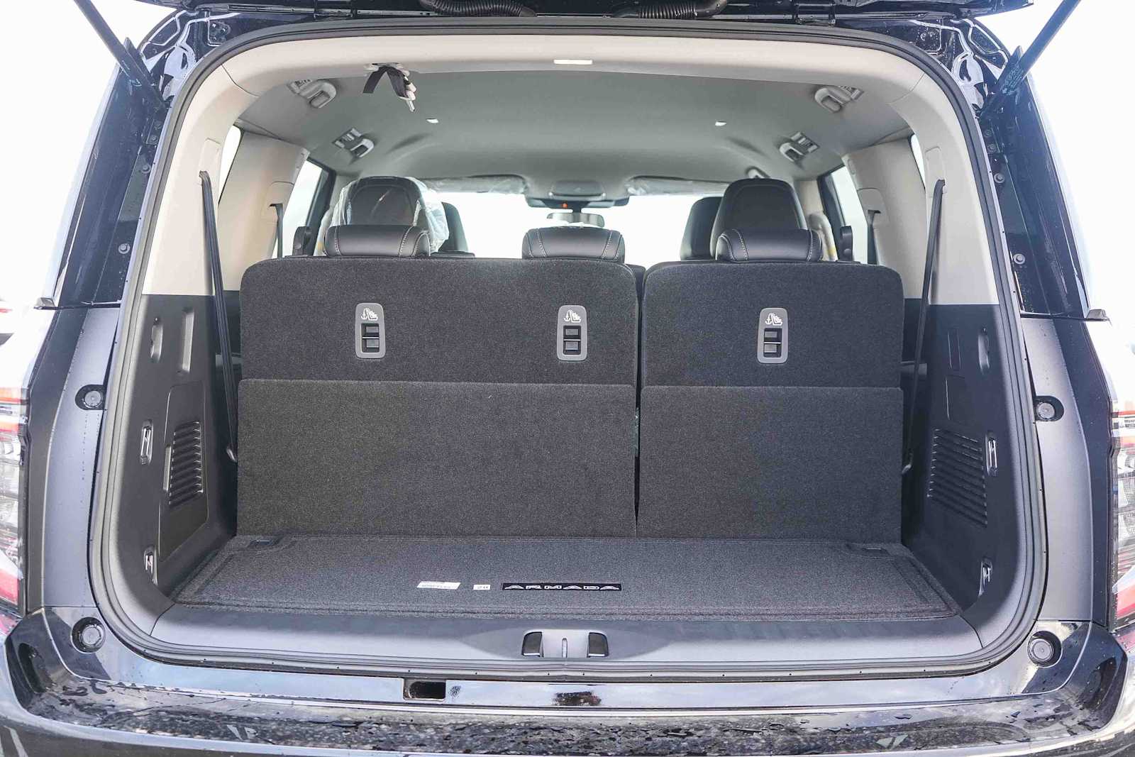 Thumbnail: 2026 Nissan Armada - 12