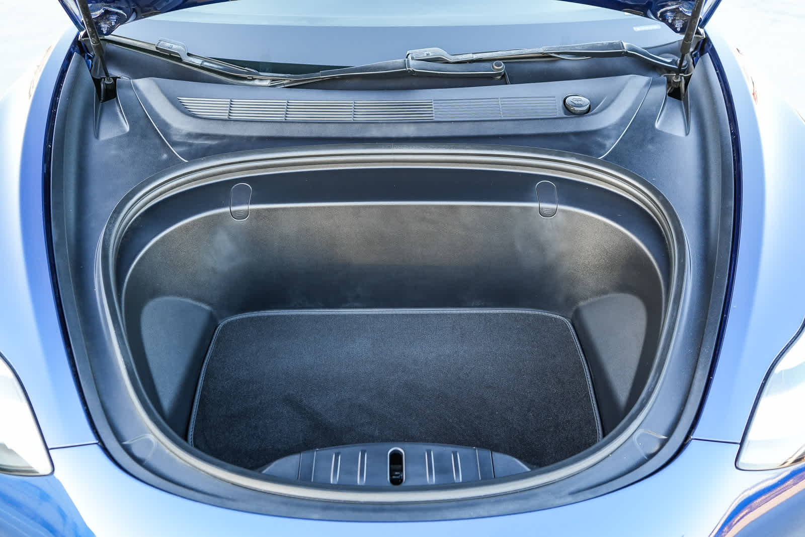 Thumbnail: 2018 Tesla Model 3 - 25