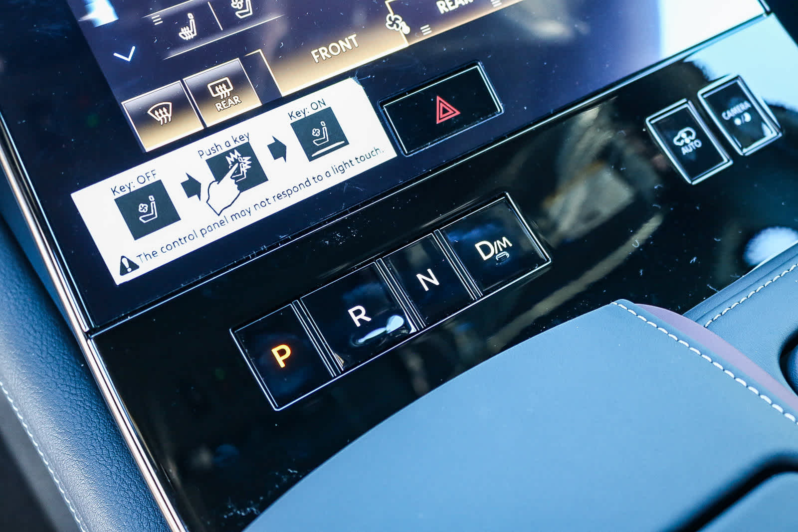 Thumbnail: 2026 INFINITI QX80 - 23