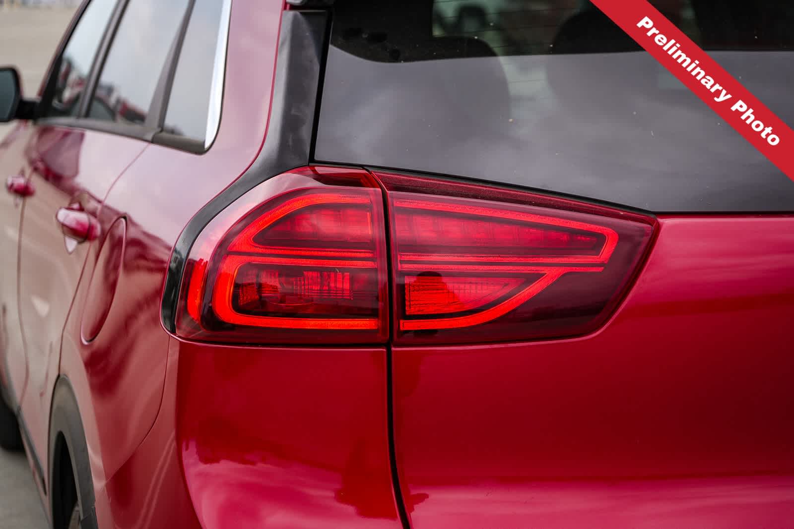 Thumbnail: 2020 Kia Niro - 9