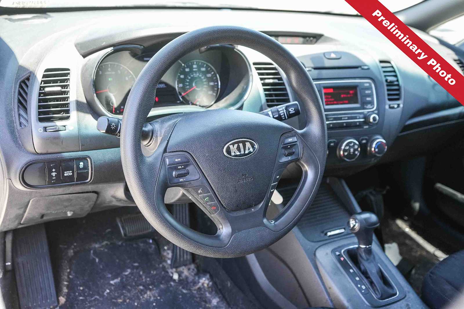 Thumbnail: 2016 Kia Forte - 12