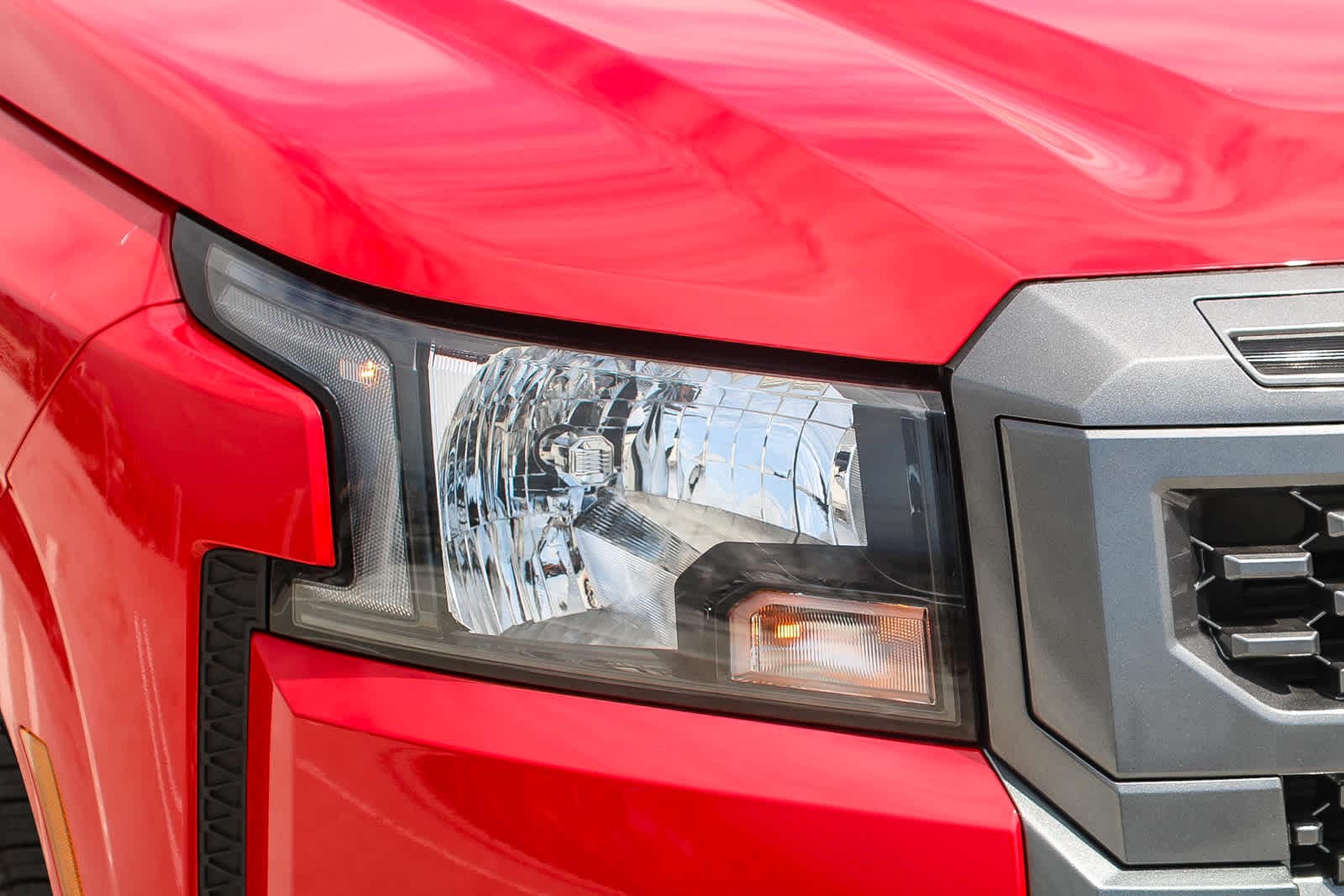 Thumbnail: 2025 Nissan Frontier - 4