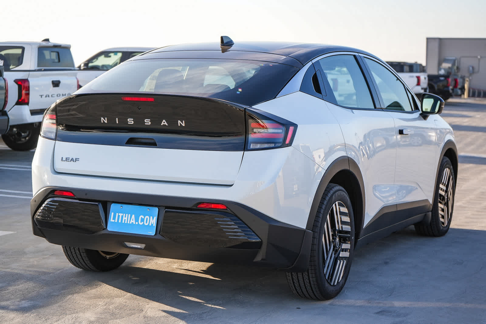 Thumbnail: 2026 Nissan Leaf - 8