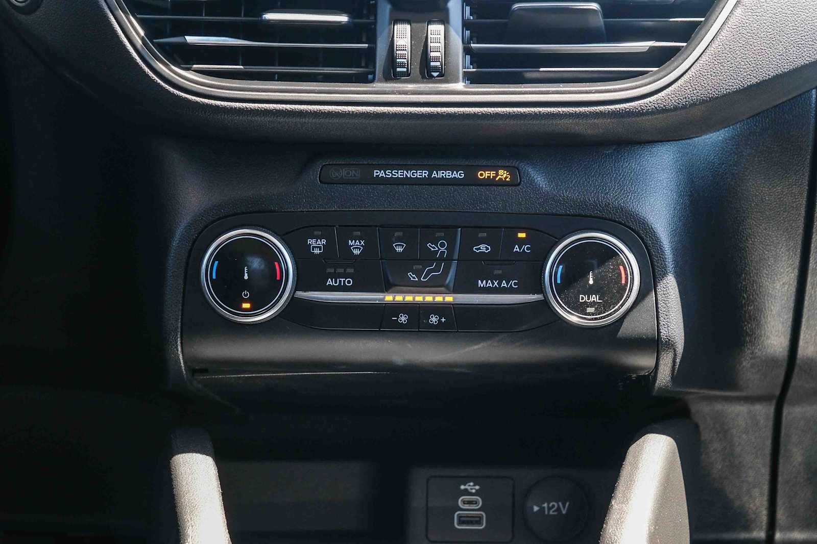 Thumbnail: 2024 Ford Escape - 16