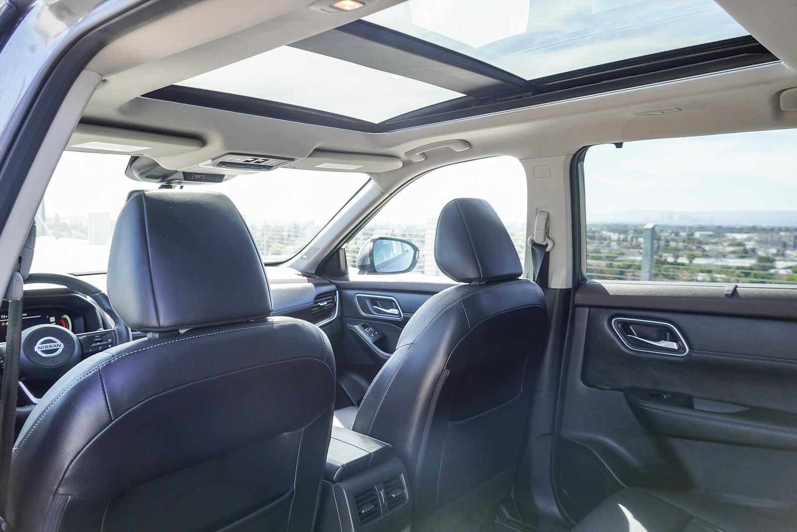 Thumbnail: 2021 Nissan Rogue - 17