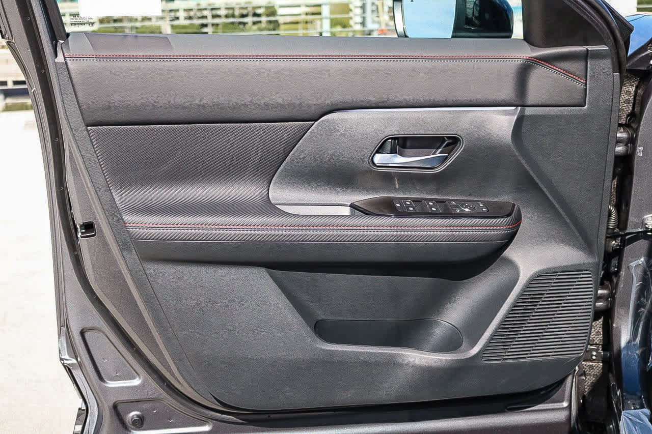 Thumbnail: 2026 Nissan Kicks - 23