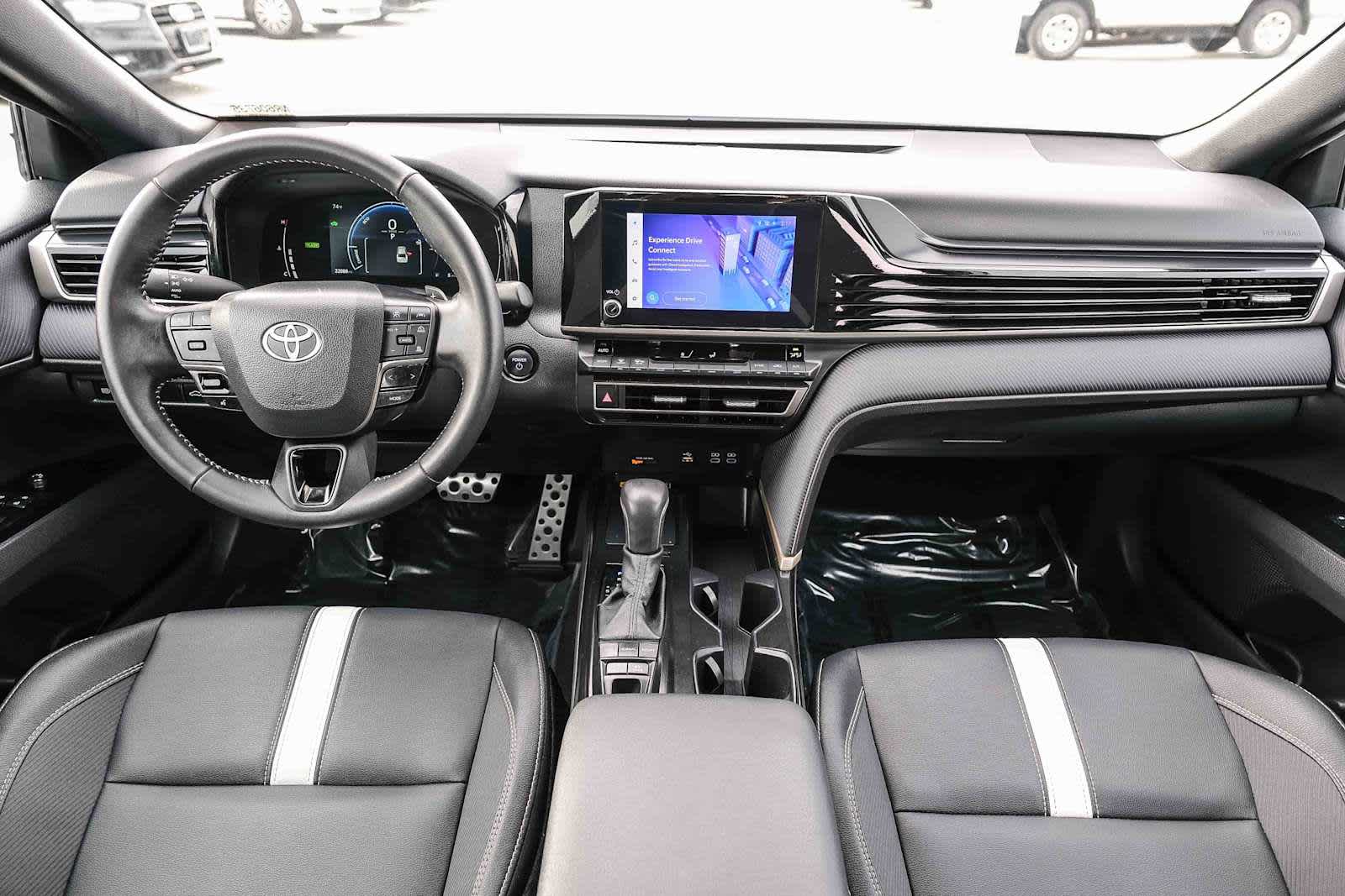 Thumbnail: 2025 Toyota Camry - 14