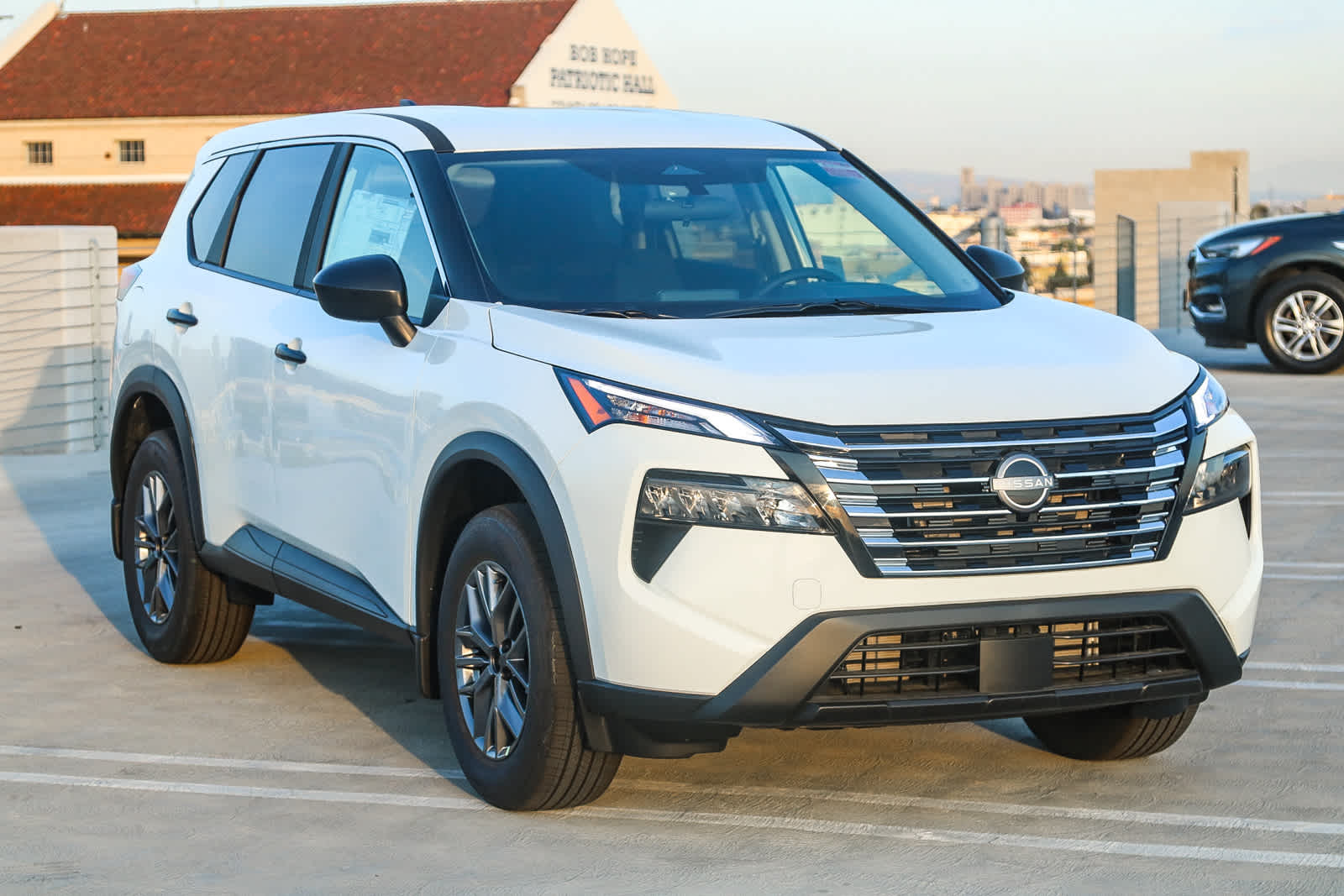 Thumbnail: 2026 Nissan Rogue - 3