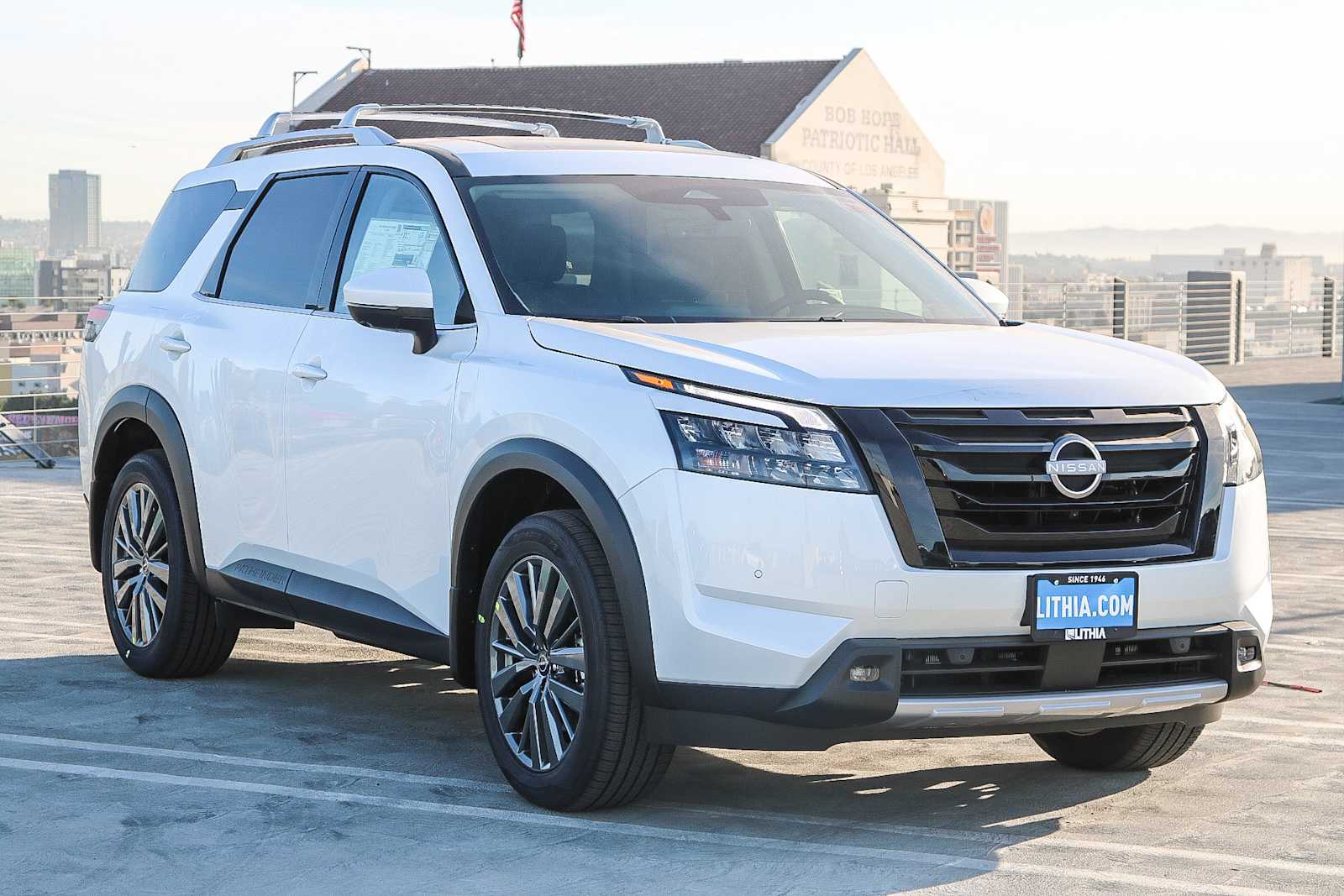 Thumbnail: 2025 Nissan Pathfinder - 3