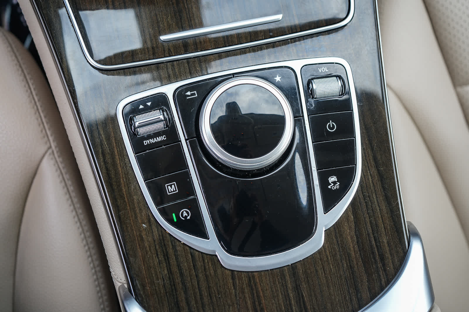 Thumbnail: 2019 Mercedes-Benz GLC - 23