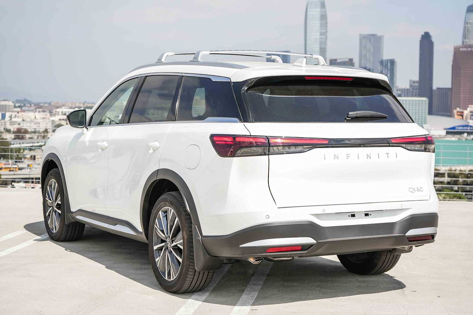 Thumbnail: 2026 INFINITI QX60 - 8