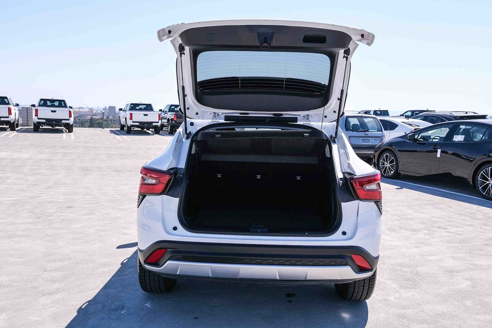 Thumbnail: 2025 Chevrolet Trax - 27