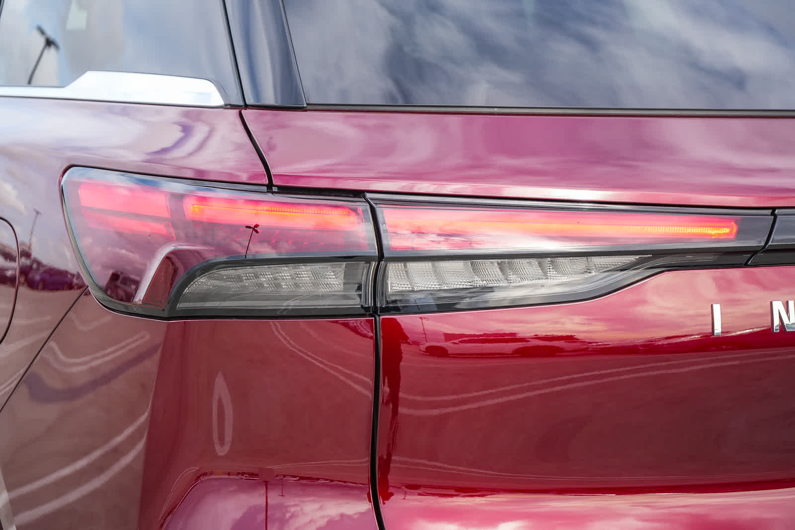 Thumbnail: 2024 INFINITI QX60 - 9