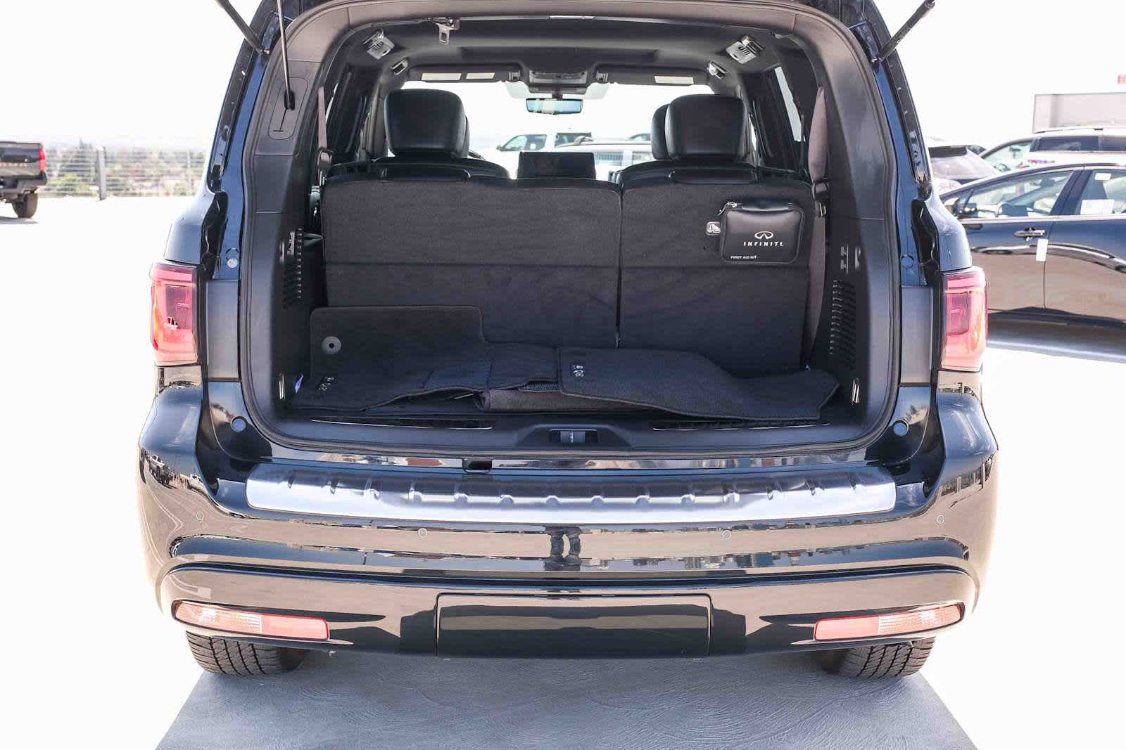 Thumbnail: 2024 INFINITI QX80 - 27