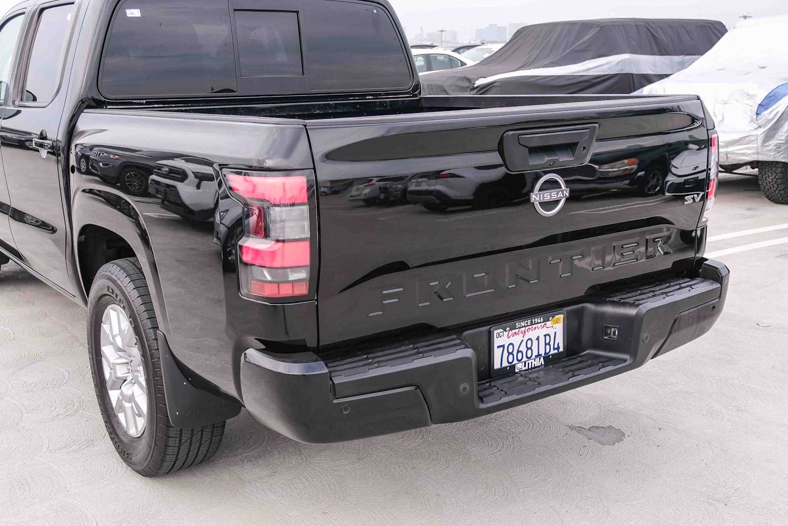 Thumbnail: 2022 Nissan Frontier - 8