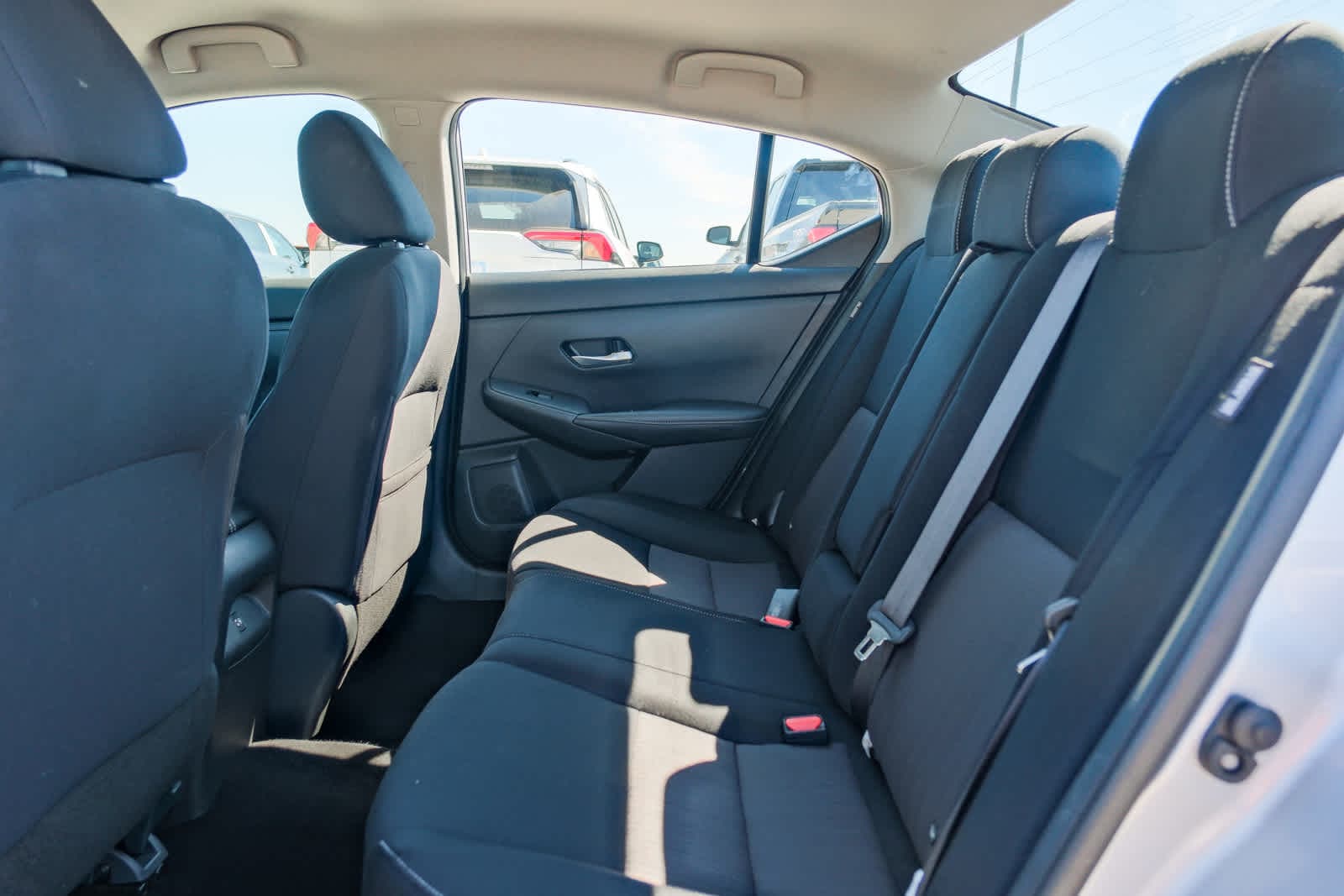 Thumbnail: 2021 Nissan Sentra - 18