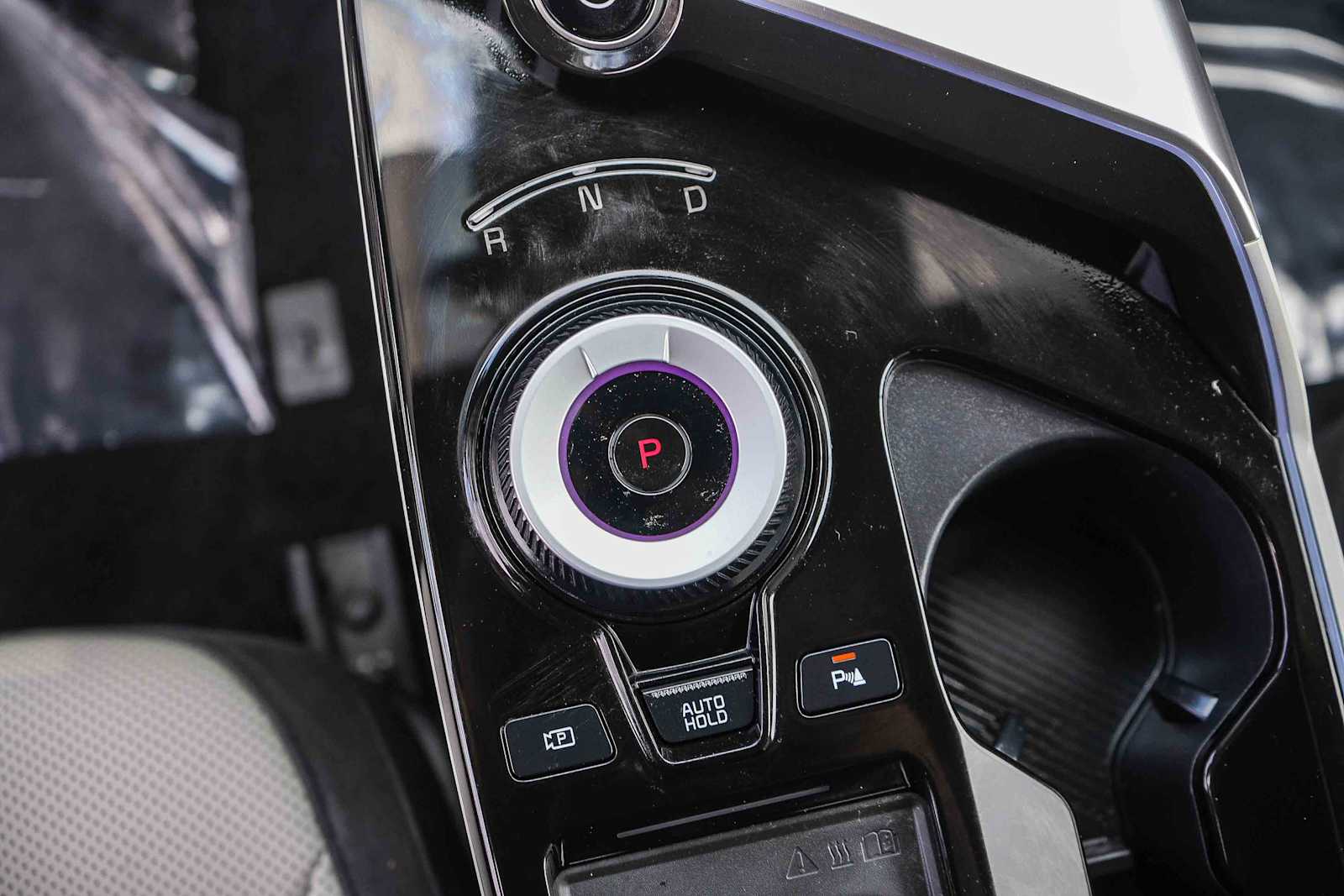 Thumbnail: 2022 Kia EV6 - 20