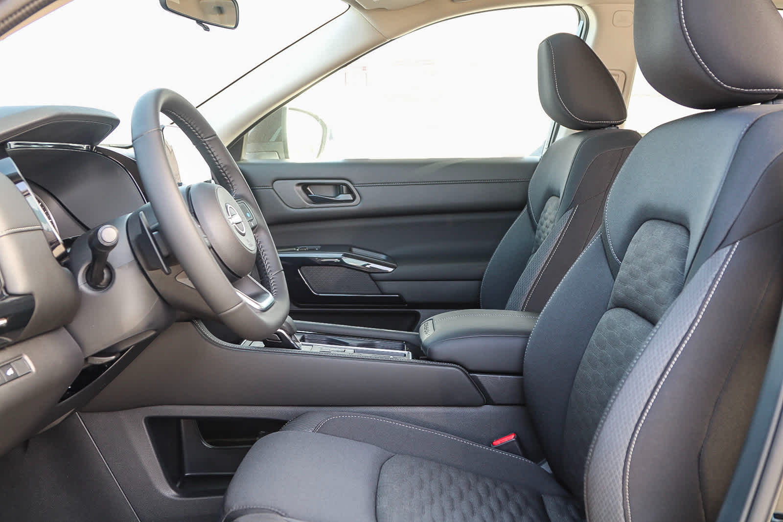 Thumbnail: 2025 Nissan Pathfinder - 20