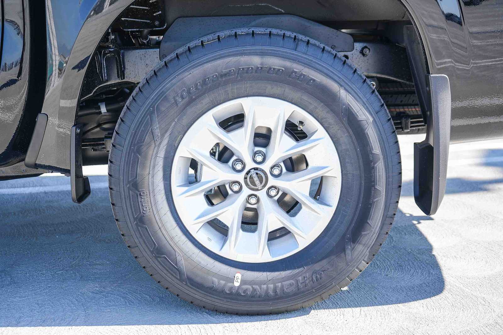 Thumbnail: 2026 Nissan Frontier - 10