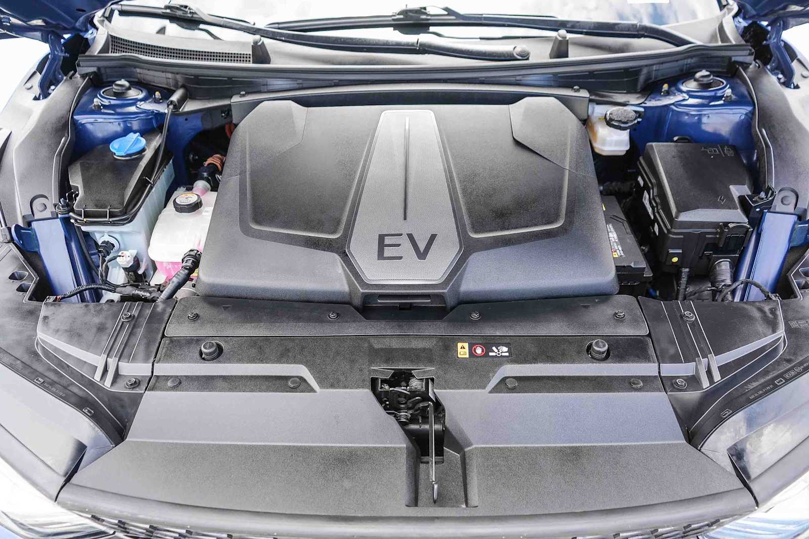 Thumbnail: 2022 Kia EV6 - 27
