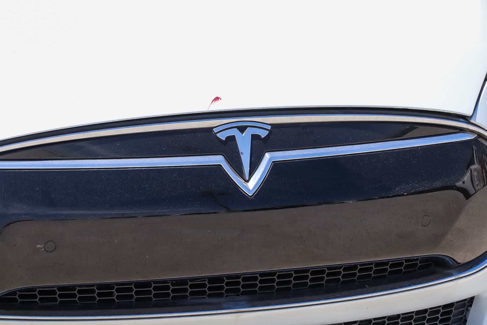 Thumbnail: 2015 Tesla Model S - 5