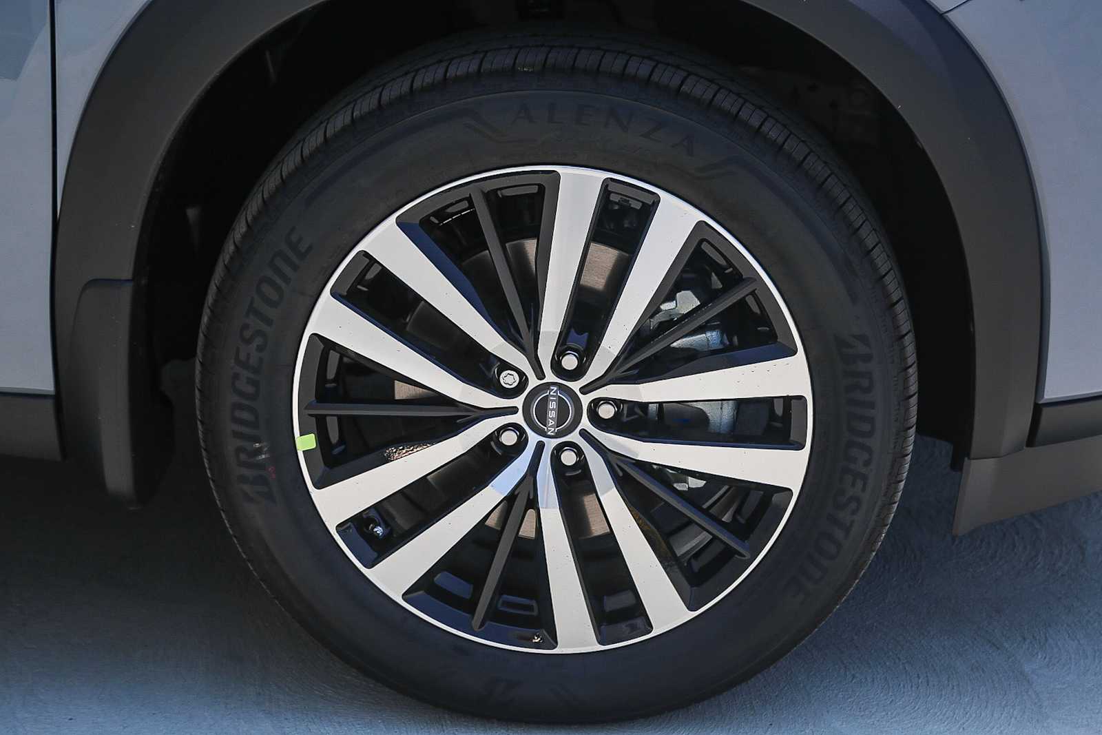 Thumbnail: 2025 Nissan Pathfinder - 12