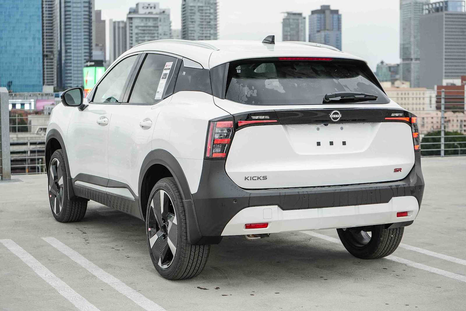 Thumbnail: 2026 Nissan Kicks - 8