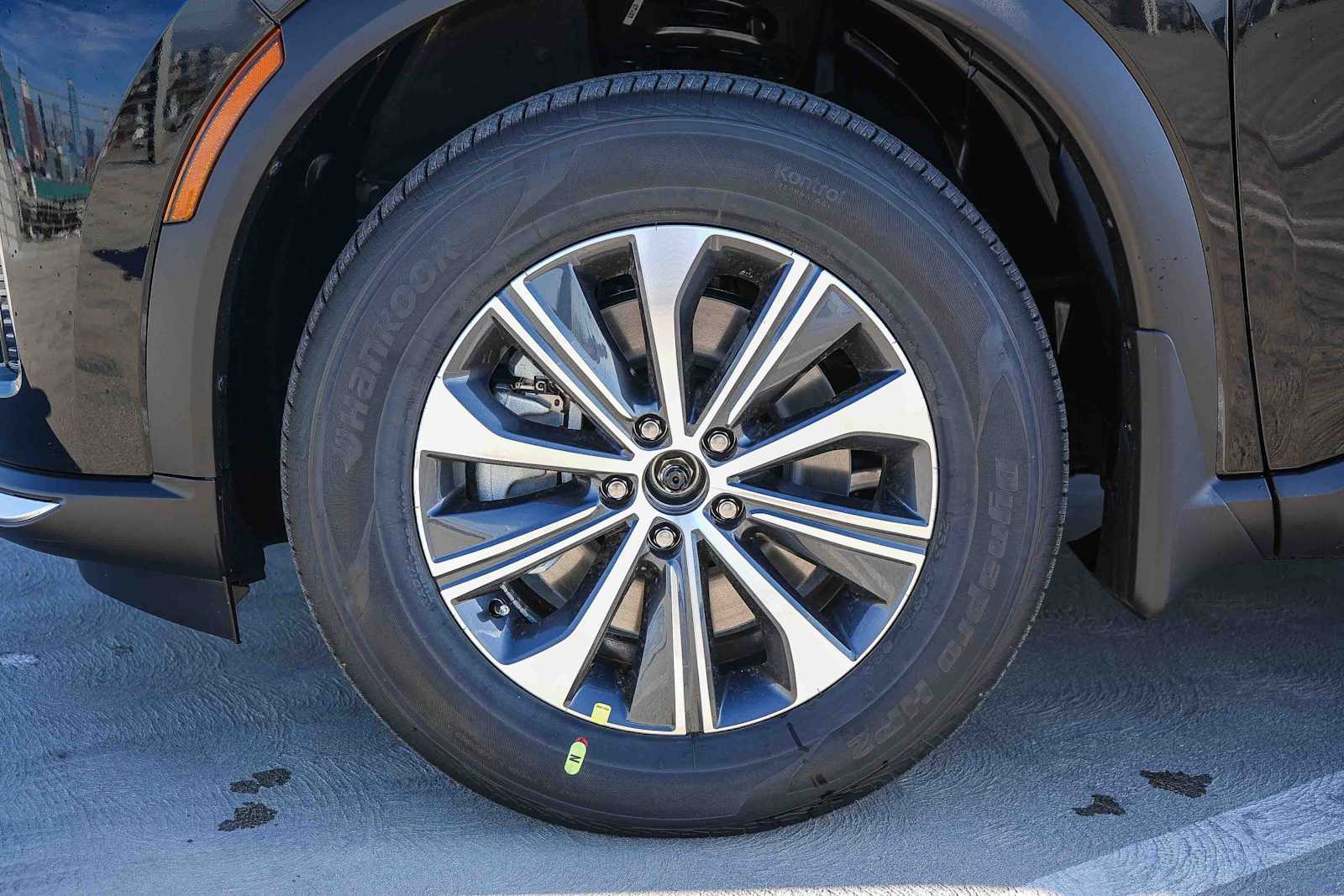 Thumbnail: 2026 INFINITI QX60 - 11