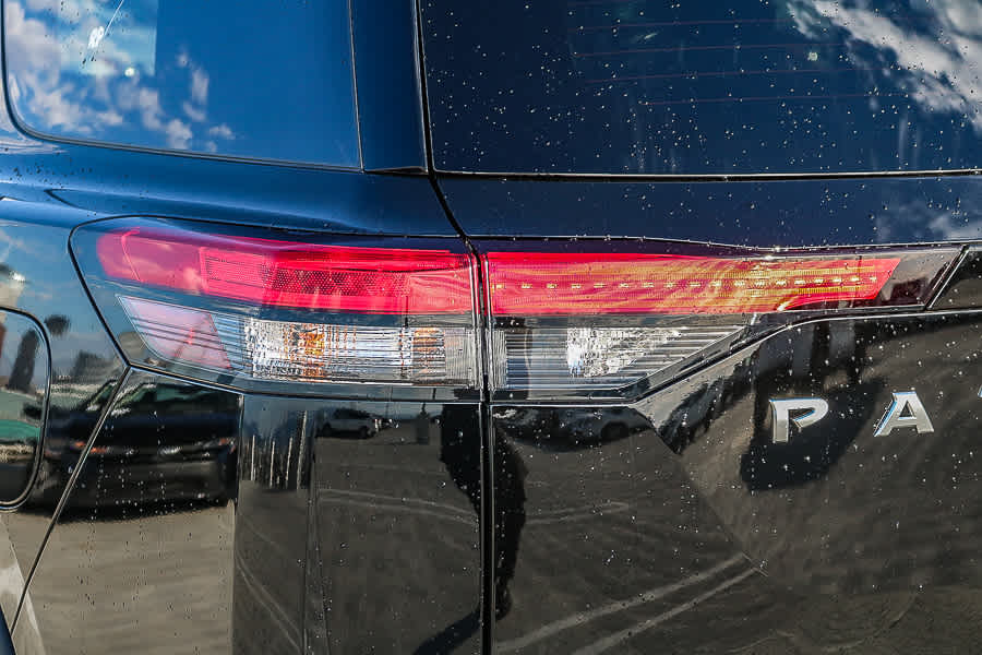 Thumbnail: 2025 Nissan Pathfinder - 9