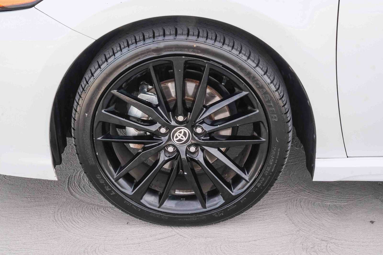 Thumbnail: 2023 Toyota Camry - 10