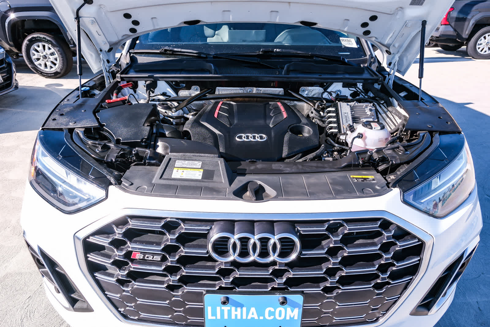 Thumbnail: 2022 Audi SQ5 - 24