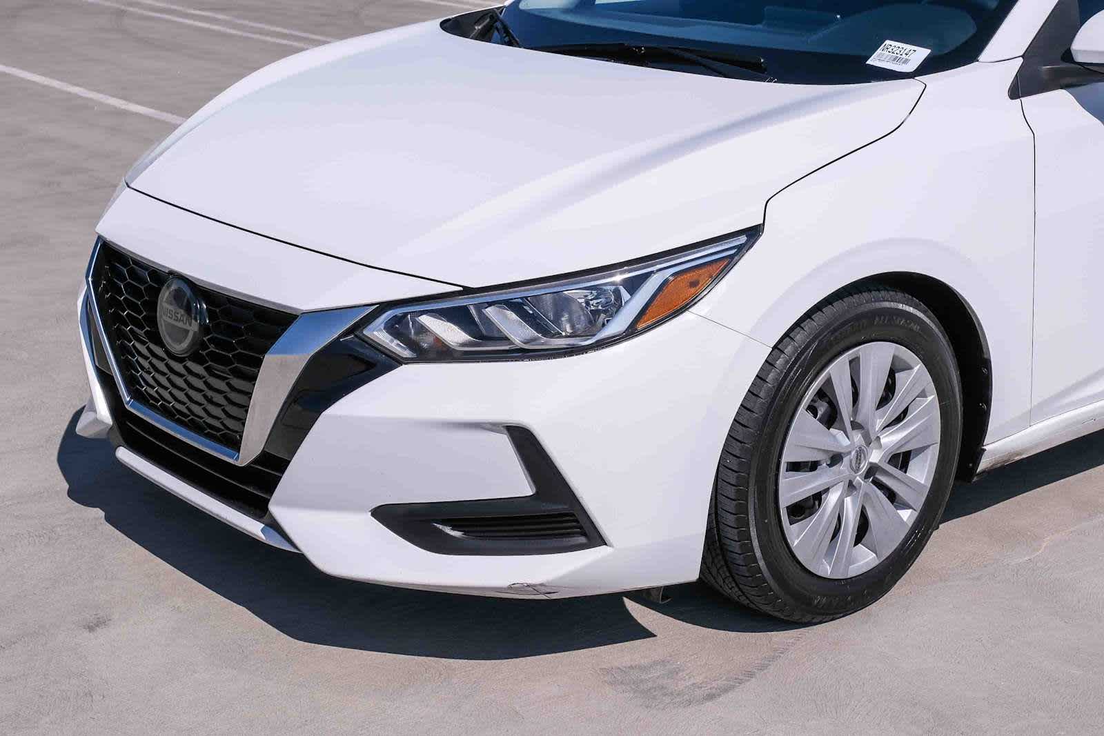 Thumbnail: 2023 Nissan Sentra - 11