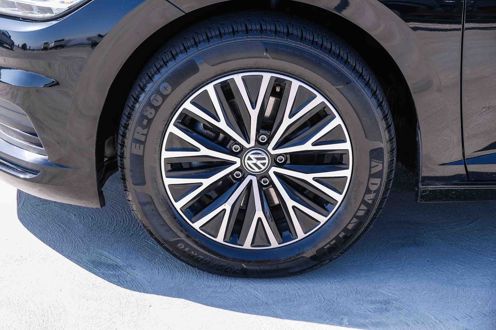 Thumbnail: 2021 Volkswagen Jetta - 10