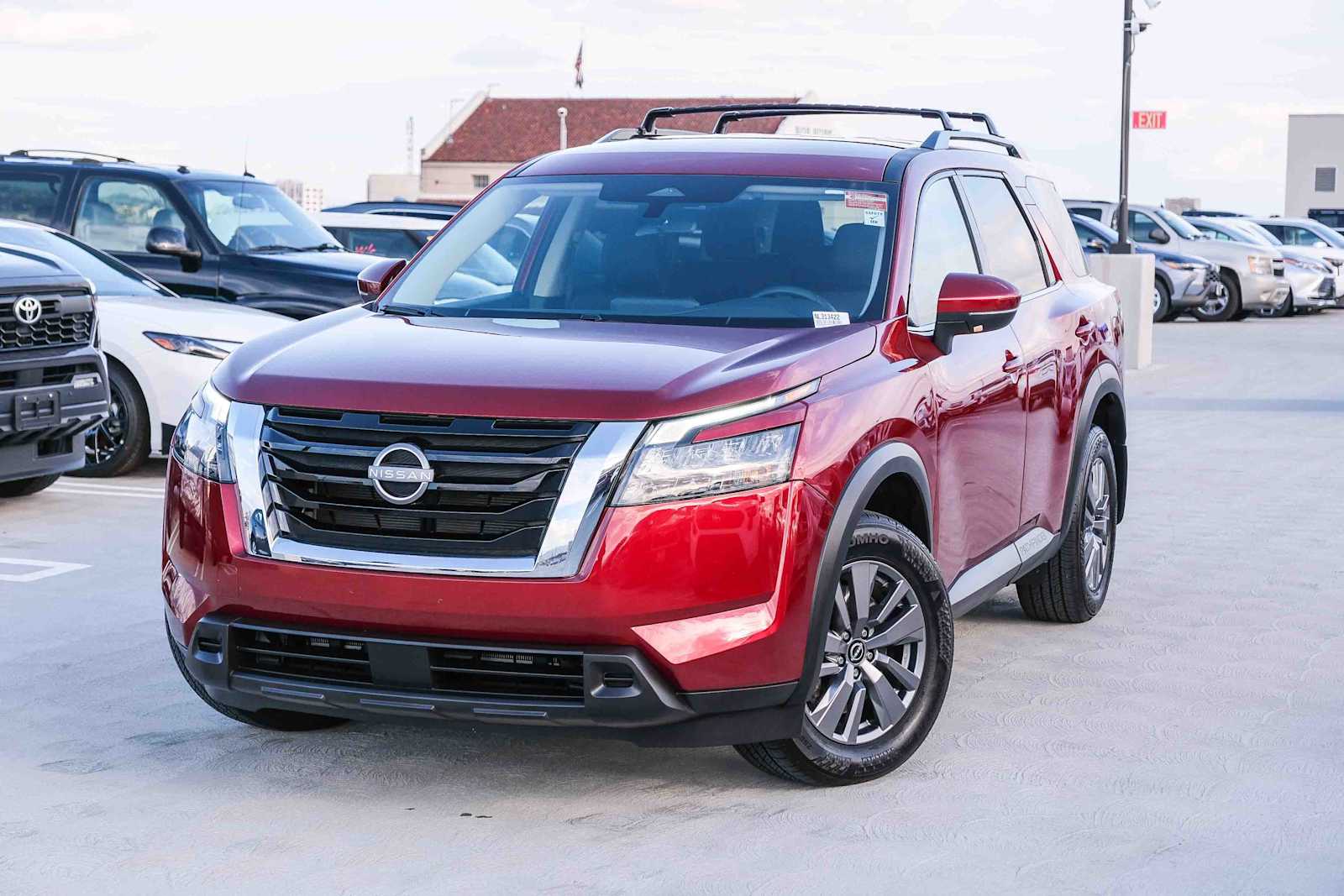 Thumbnail: 2024 Nissan Pathfinder - 1