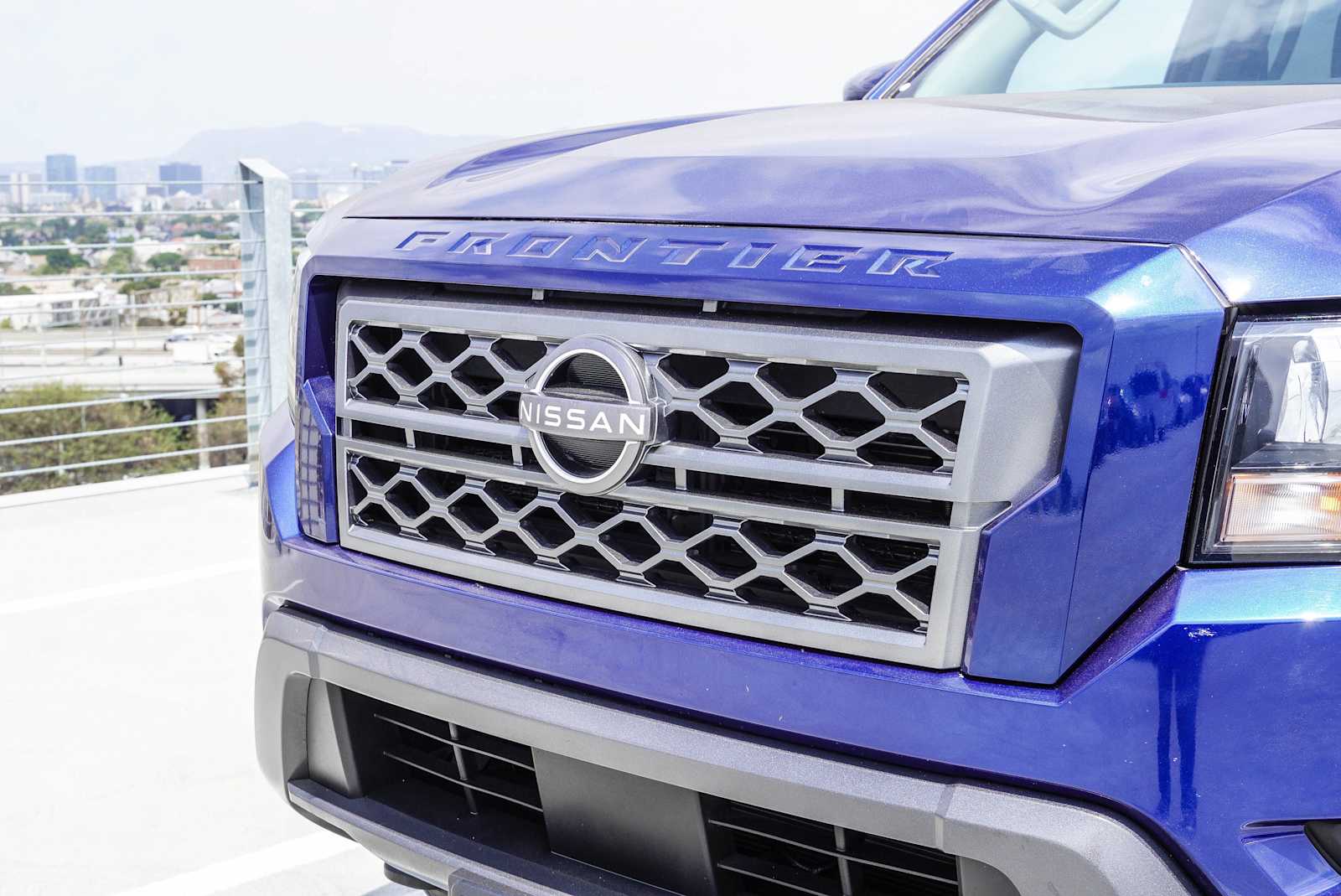 Thumbnail: 2023 Nissan Frontier - 12