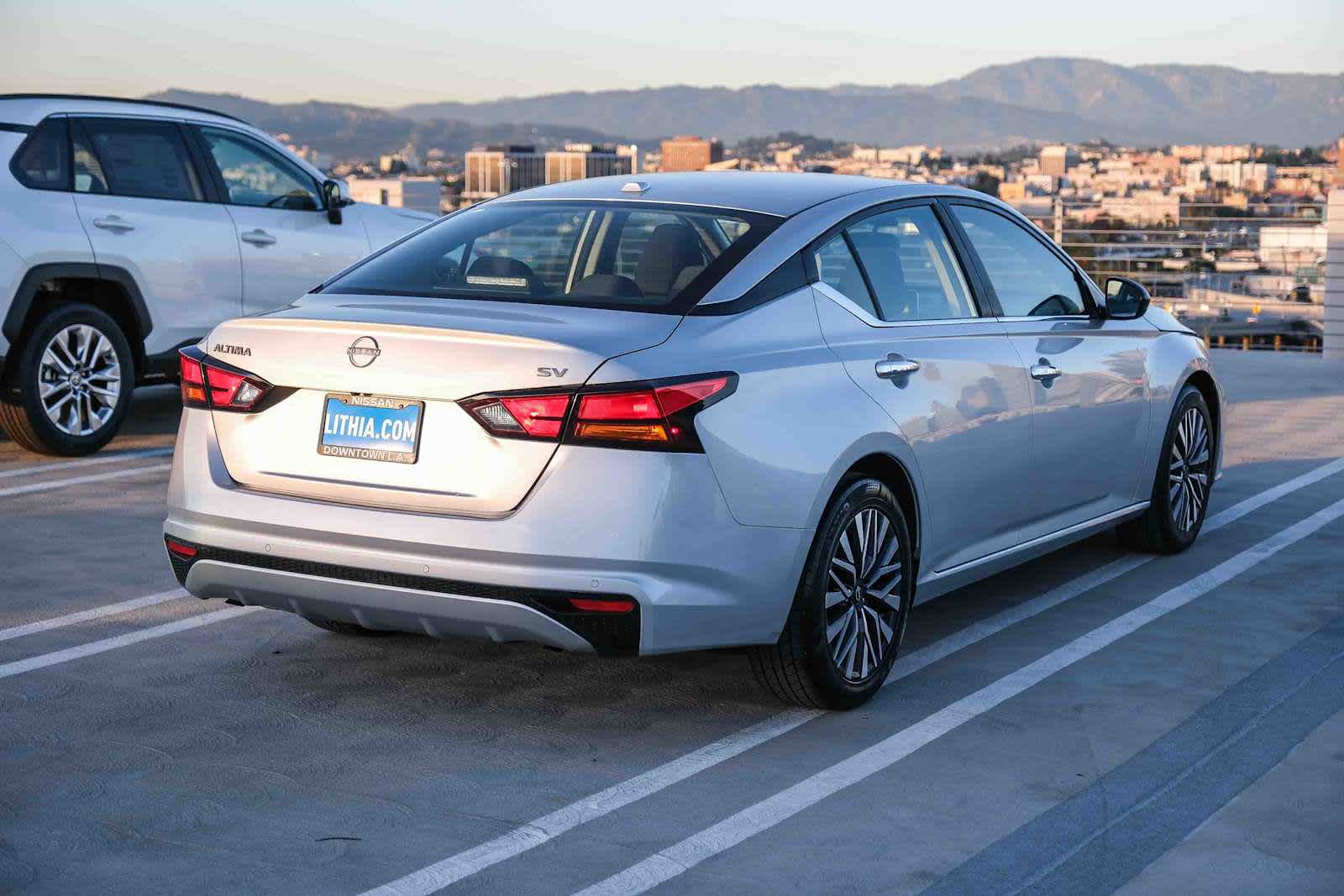 Thumbnail: 2024 Nissan Altima - 5